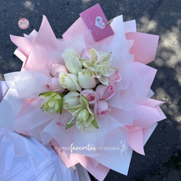Blooming Love - Image 3